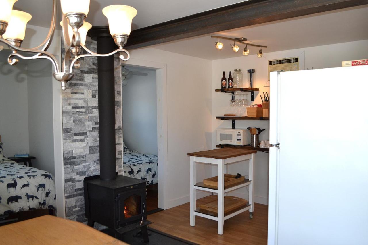 Les 4 Chalets - Le 605 Lac-Saint-Paul Eksteriør bilde