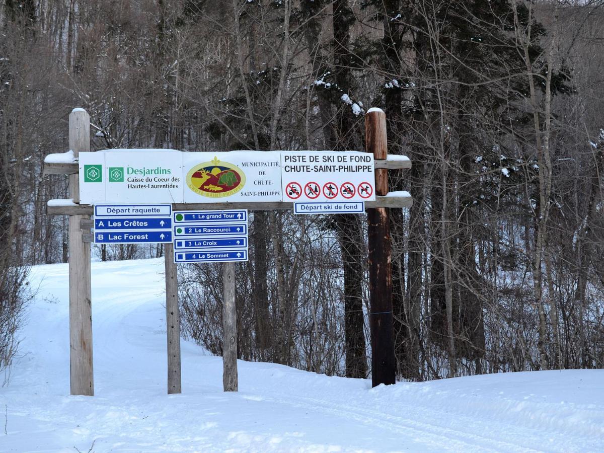 Les 4 Chalets - Le 605 Lac-Saint-Paul Eksteriør bilde